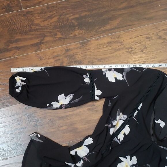 Hazel Tahiti Baby Doll Floral Tunic - Picture 11 of 12